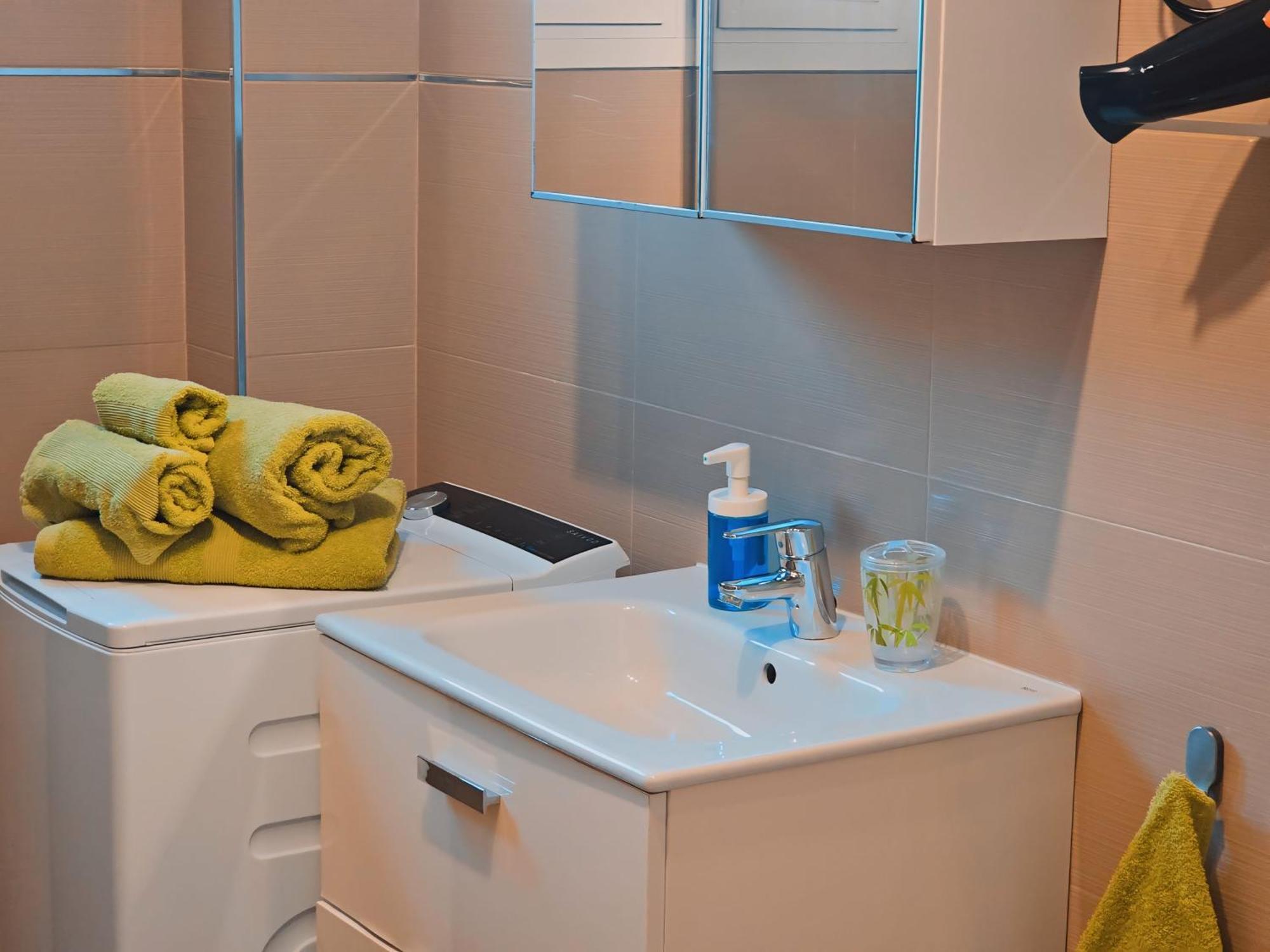 Apartamento Paseo Maritimo De Playamar Torremolinos Ngoại thất bức ảnh
