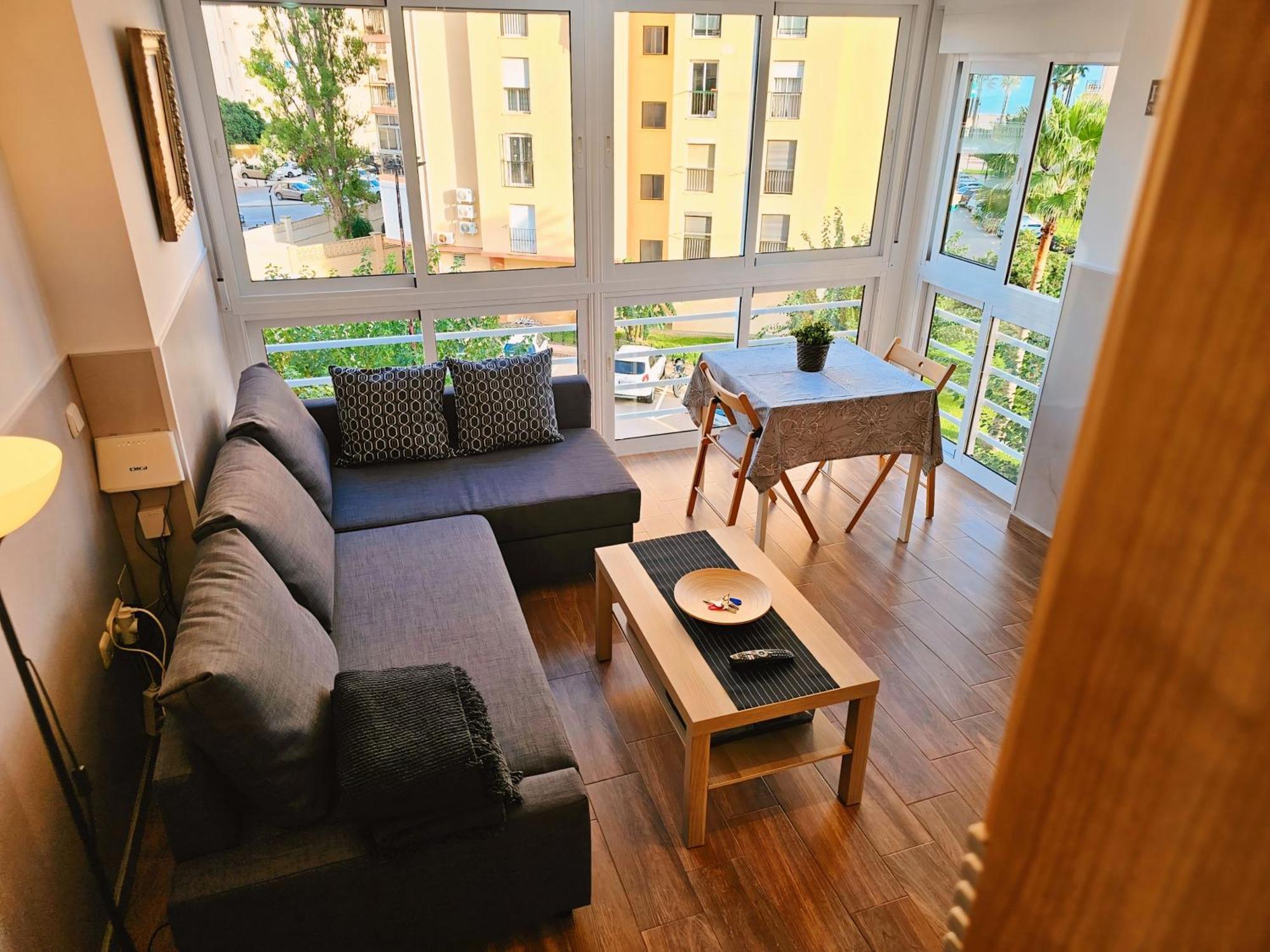 Apartamento Paseo Maritimo De Playamar Torremolinos Ngoại thất bức ảnh